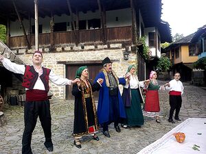 Balgari-karavelov-etara.jpg